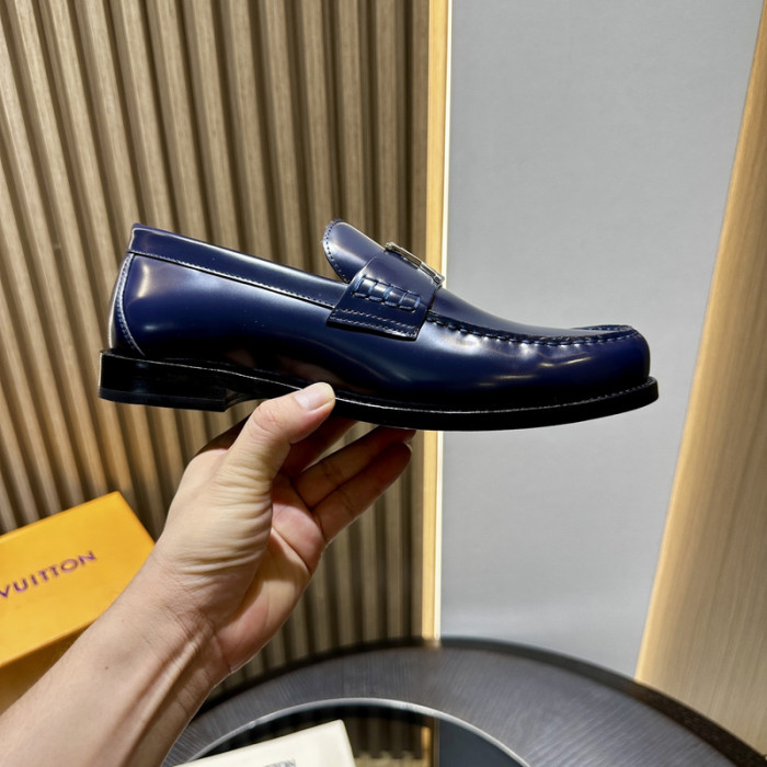 LV LOAFERS L0000611