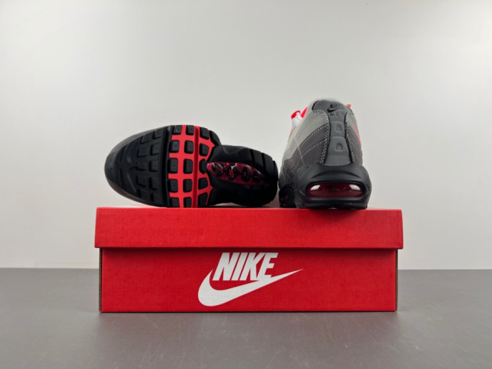 Nike Air Max 95 OG Solar Red AT2865-100