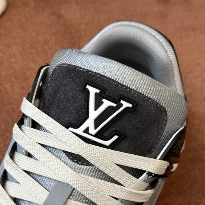 LV snekaers L0000900