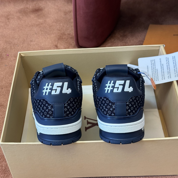 LV snekaers L0000905
