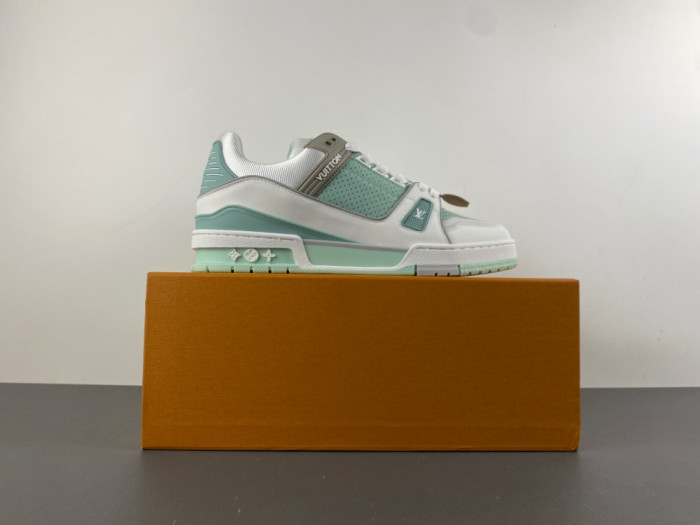 LV snekaers L0000663