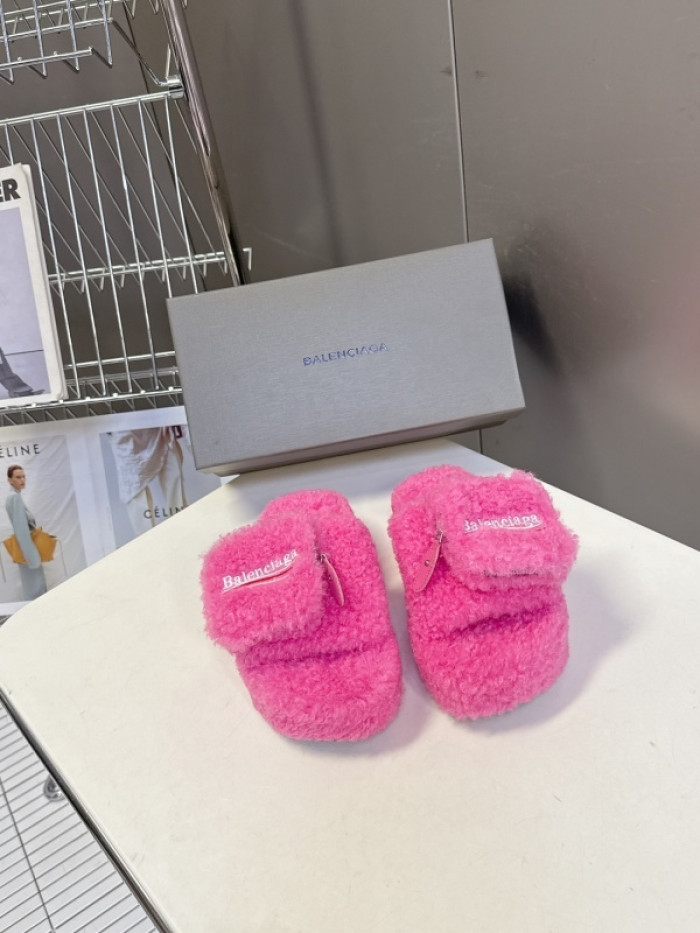 Balenciag* Sandal BS88