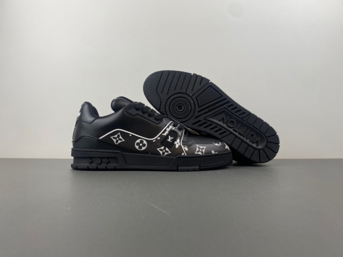 LV snekaers L0000560