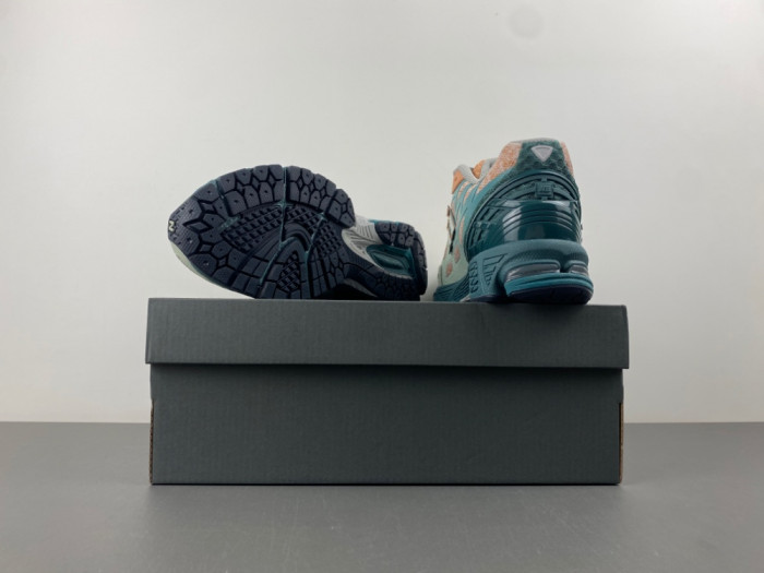 New Balance 1906W New Spruce Light Sparrow U1906WFB