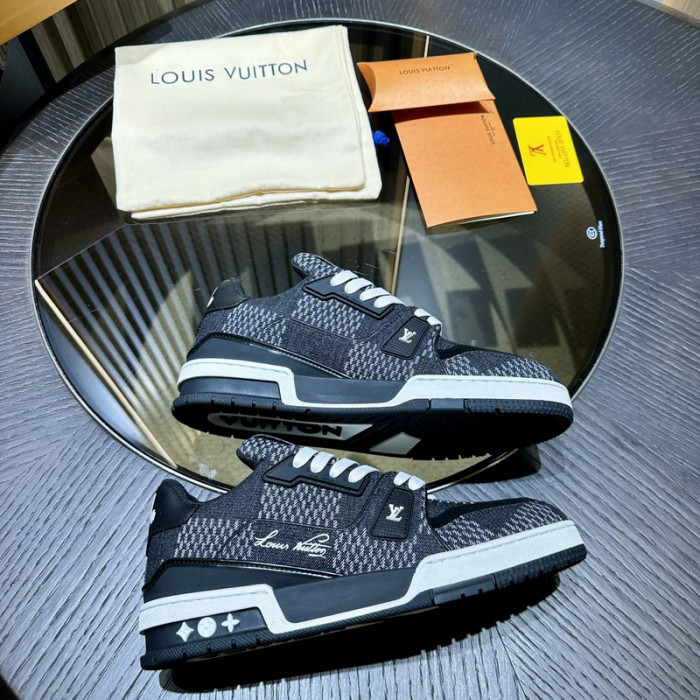 LV snekaers L0000438