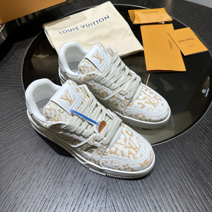 LV snekaers L0000874