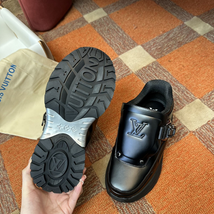 LV snekaers L0000426