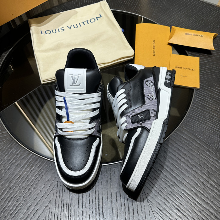 LV snekaers L0000691