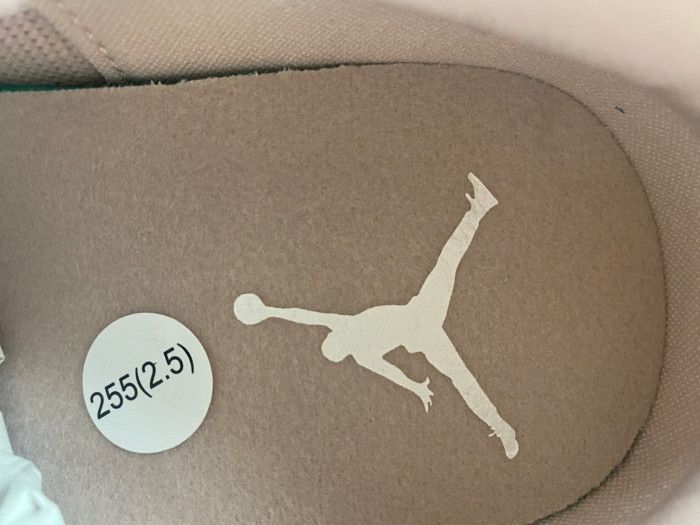 AIR Jordan 4 RM Pink Oxford FQ7940-600