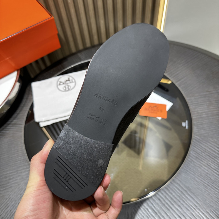 Hermes loafers HM059