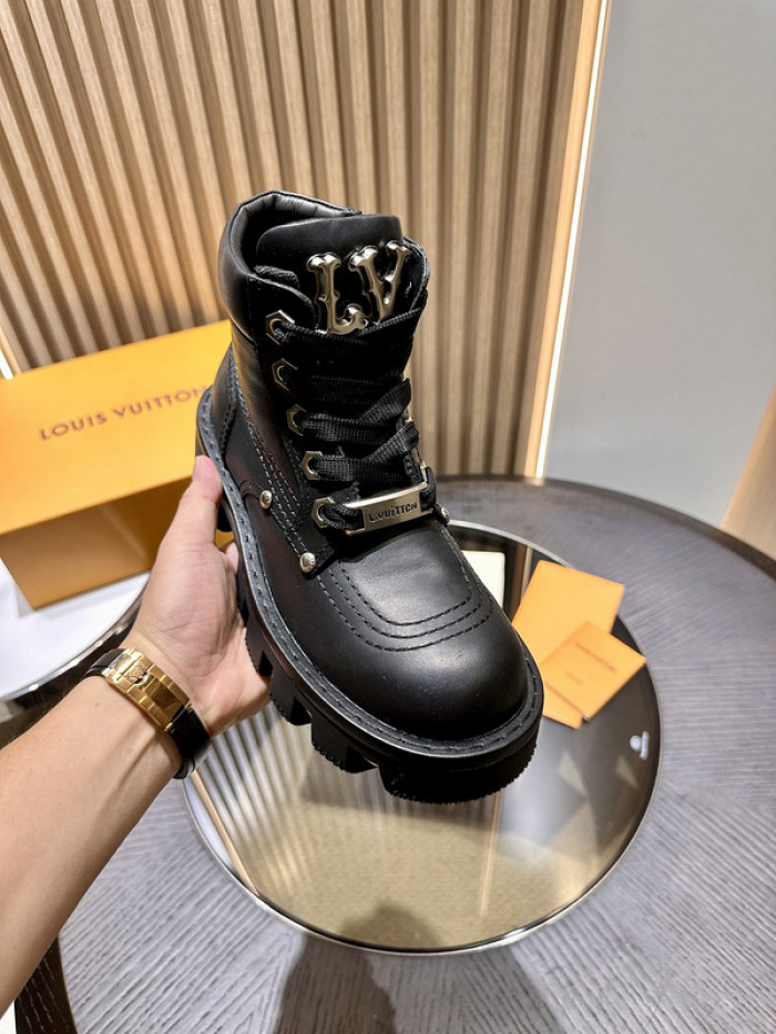 LV Boots L0000390